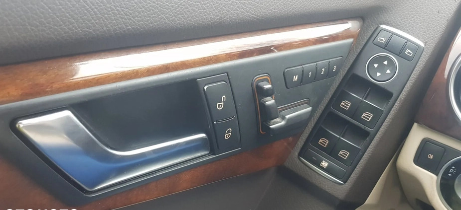 Mercedes-Benz GLK cena 68000 przebieg: 195000, rok produkcji 2014 z Katowice małe 67